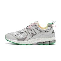 New Balance GANNI x 2002R Raincloud M2002RGD – 究極の快適さとスタイルを提供するプレミアムスエード＆メッシュスニーカー