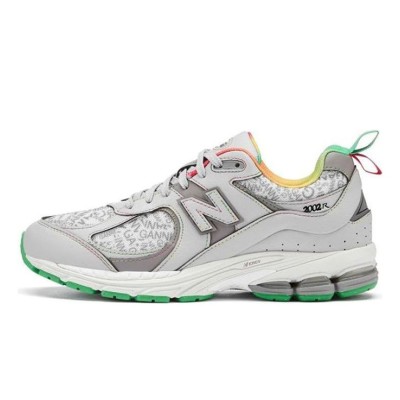 New Balance GANNI x 2002R Raincloud M2002RGD – 究極の快適さとスタイルを提供するプレミアムスエード＆メッシュスニーカー