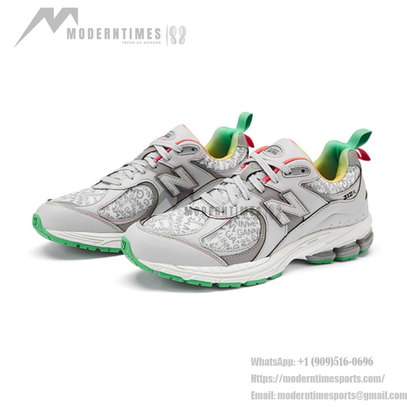 New Balance GANNI x 2002R Raincloud M2002RGD – スタイリッシュで快適なスニーカー New Balance GANNI x 2002R Raincloud M2002RGD スニーカー – スエードとメッシュデザイン