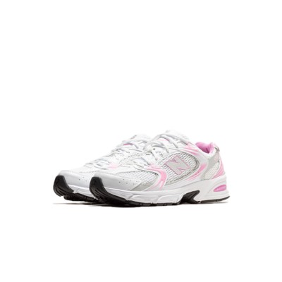 New Balance 530 MR530BC ピンク レトロランニングシューズ | スタイリッシュなエレガンスと快適さ