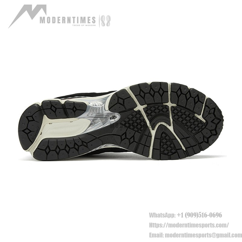 New Balance x A Bathing Ape 2002R 'Apes Together Strong' Black Camo M2002RBF – スタイリッシュなスエード&メッシュスニーカー New Balance x A Bathing Ape 2002R 'Apes Together Strong' Black Camo M2002RBF スニーカー – カモスエードとメッシュデザイン
