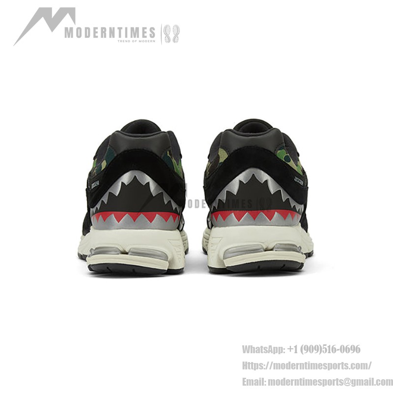 New Balance x A Bathing Ape 2002R 'Apes Together Strong' Black Camo M2002RBF – スタイリッシュなスエード&メッシュスニーカー New Balance x A Bathing Ape 2002R 'Apes Together Strong' Black Camo M2002RBF スニーカー – カモスエードとメッシュデザイン