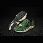 New Balance M992JJ x JJJJound Mossy Green – Exclusive Unisex Sneakers New Balance M992JJ x JJJJound Mossy Green Sneakers Front View – NB992 Collaboration