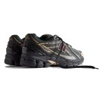 New Balance x Kith 1906R M1906RKS ブラックゴールド – プレミアムレトロスニーカー New Balance x Kith 1906R ブラックゴールド レトロランニングシューズ – スタイリッシュで快適