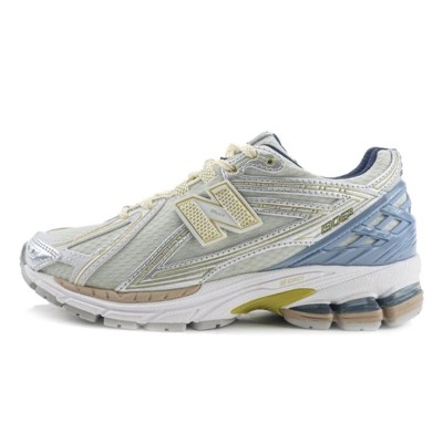 New Balance x Kith 1906R M1906RKC ホワイトブルー レトロランニングシューズ – プレミアムコラボ, スタイリッシュ & 快適, 軽量 & 通気性抜群