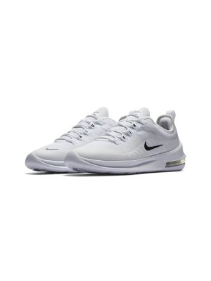 クラシックなレトロスタイルと現代テクノロジーが融合 - Nike Air Max Axis 軽量スニーカー (AA2146-1) 日常使用に最適