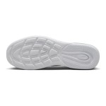 Nike Air Max Axis Lightweight Sneakers AA2146-1