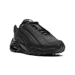 ナイキ × ドレイク Hot Step Air Terra Nocta トリプルブラック DH4692-001 ナイキ × ドレイク Hot Step Air Terra Nocta トリプルブラック DH4692-001 スニーカー 正面ビュー