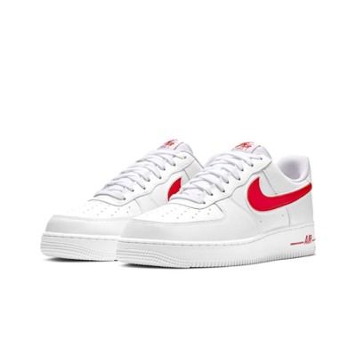 Nike Air Force 1 '07 AO2423-102 - 大胆な赤いスウッシュが際立つクラシックなホワイトスニーカー