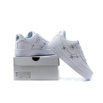 ナイキ エア フォース 1 LX "White Stitch" CT1990-100 - スタイリッシュなホワイトスニーカー ナイキ エア フォース 1 LX "White Stitch" CT1990-100 ステッチデザインが特徴のホワイトスニーカー