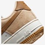 ナイキ エア フォース 1 LXX "Vachetta Tan" - 贅沢なタンスエードスニーカー ナイキ エア フォース 1 LXX "Vachetta Tan" DX1193-200 プレミアムスエードとレザーのスニーカー