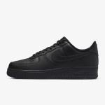 Nike Air Force 1 Low 'トリプル ブラック' - スタイリッシュなオールブラック Nike Air Force 1 Low 'トリプル ブラック' - ミニマルなデザインのオールブラック スニーカー