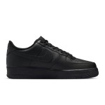 Nike Air Force 1 Low 'トリプル ブラック' - スタイリッシュなオールブラック Nike Air Force 1 Low 'トリプル ブラック' - ミニマルなデザインのオールブラック スニーカー