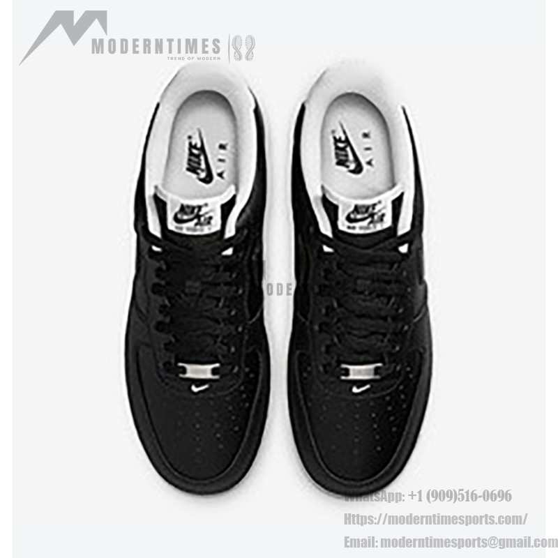 Nike Air Force 1 Low 'ブラック & ホワイト' - 洗練された黒のスニーカーと白のディテール Nike Air Force 1 Low 'ブラック & ホワイト' - 黒のスニーカーと白のアクセント