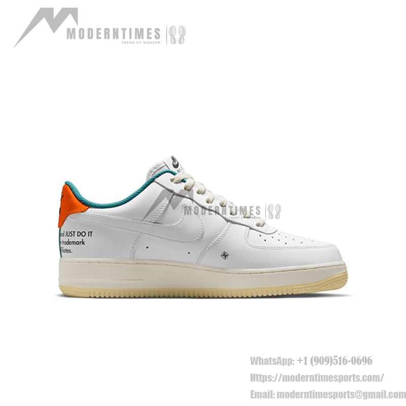 Nike Air Force 1 Low "Next Nature" DM0970-111 サステナブルな白いスニーカー Nike Air Force 1 Low "Next Nature" DM0970-111 オレンジとグリーンのアクセント付きの白いスニーカー