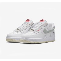 ナイキ エア フォース 1 ロー 'Just Do It' - ネオンスウッシュとシグネチャーブランディングが特徴のホワイト スニーカー | FB1853-111