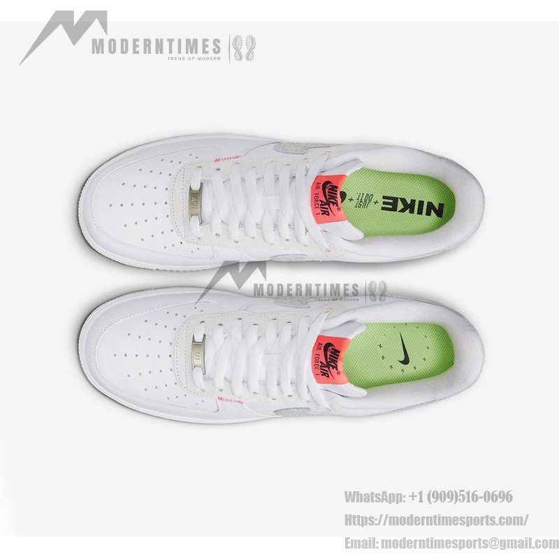 Nike Air Force 1 Low 'Just Do It' - ネオンアクセントが映える白いスニーカー Nike Air Force 1 Low 'Just Do It' - ネオンスウッシュとシグネチャーブランディングが施された白いスニーカー