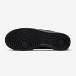 Nike Air Force 1 Low FD0654-001 スニーカー Nike Air Force 1 Low FD0654-001 - 黒レザースニーカー、エメラルドグリーンのスウッシュ付き