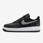 Nike Air Force 1 Low FD0666-001 ブラックレザースニーカー Nike Air Force 1 Low FD0666-001 - ブラックレザーのデュアルグレースウッシュ & ブルーアクセント付きスニーカー