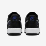 Nike Air Force 1 Low FD0666-001 ブラックレザースニーカー Nike Air Force 1 Low FD0666-001 - ブラックレザーのデュアルグレースウッシュ & ブルーアクセント付きスニーカー