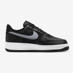 Nike Air Force 1 Low FD0666-001 ブラックレザースニーカー Nike Air Force 1 Low FD0666-001 - ブラックレザーのデュアルグレースウッシュ & ブルーアクセント付きスニーカー