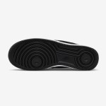 Nike Air Force 1 Low FD0666-001 ブラックレザースニーカー Nike Air Force 1 Low FD0666-001 - ブラックレザーのデュアルグレースウッシュ & ブルーアクセント付きスニーカー