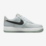Nike Air Force 1 Low FD0666-002 - トリプルスウッシュライトグレースニーカー Nike Air Force 1 Low FD0666-002 - トリプルスウッシュデザインのライトグレースニーカー
