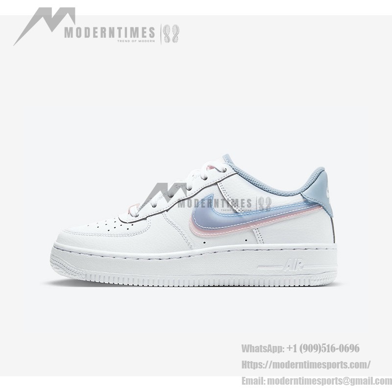 Nike Air Force 1 Low GS 'Double Swoosh' CW1574-100 - スタイリッシュなホワイトスニーカー Nike Air Force 1 Low GS 'Double Swoosh' CW1574-100 - パステルピンクとブルースウッシュのホワイトスニーカー