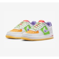 Nike Air Force 1 Low GS FD1036-100 - 半透明スウッシュが特徴のビビッドなマルチカラーのスニーカー | 洗練されたストリートスタイル