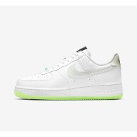 ナイキ エア フォース 1 ロー 'Have A Nike Day' - 透明スウッシュとネオングリーンソールが特徴のホワイトスニーカー | CT3228-100