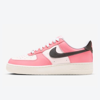 ナイキ エア フォース 1 ロー "Pink Foam" FQ6850-621 - 鮮やかなピンクとクラシックな黒のディテール | スタイルと快適さの完璧な融合