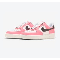 ナイキ エア フォース 1 ロー "Pink Foam" FQ6850-621 - 鮮やかなピンクとクラシックな黒のディテール | スタイルと快適さの完璧な融合