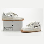 Nike Air Force 1 Low x Travis Scott 'Sail' - シルバースウッシュキャンバススニーカー Nike Air Force 1 Low x Travis Scott 'Sail' AQ4211-100 - 取り外し可能なシルバースウッシュ付きキャンバススニーカー