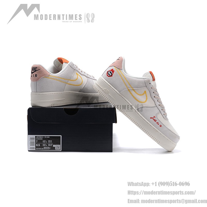 Nike Air Force 1 Low WMNS "Just Do It" DQ7656-100 黄色いステッチとグラフィックディテールが施されたベージュの Nike Air Force 1 Low WMNS "Just Do It"