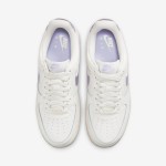 ナイキ エア フォース 1 ロー WMNS "Oxygen Purple" - ホワイト&ラベンダーデザイン ナイキ エア フォース 1 ロー WMNS "Oxygen Purple" DV7470-100 - ホワイト&ラベンダーミニマルスニーカー