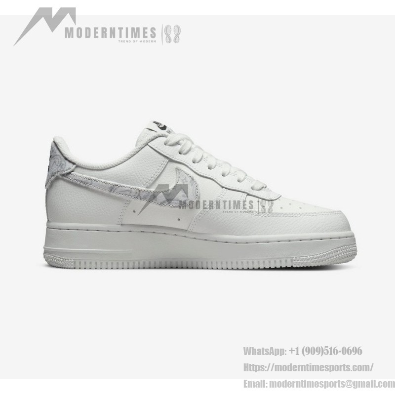 Nike Air Force 1 Low "White Paisley" - エレガントなホワイトスニーカー Nike Air Force 1 Low "White Paisley" DJ9942-100 クラシックホワイトスニーカー