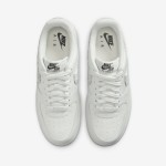 Nike Air Force 1 Low "White Paisley" - エレガントなホワイトスニーカー Nike Air Force 1 Low "White Paisley" DJ9942-100 クラシックホワイトスニーカー