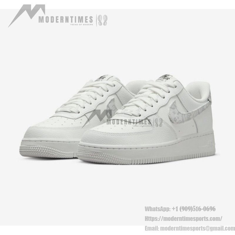 Nike Air Force 1 Low "White Paisley" - エレガントなホワイトスニーカー Nike Air Force 1 Low "White Paisley" DJ9942-100 クラシックホワイトスニーカー