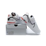 ナイキ エア フォース 1 リアクト "White/Black/Red" - スタイリッシュで快適なスニーカー ナイキ エア フォース 1 リアクト "White/Black/Red" CD4366-100 ホワイトスニーカー ブラックとレッドのディテール付き