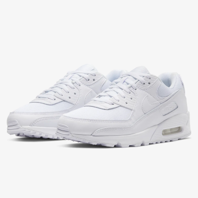 Nike Air Max 90 CN8490-100 - トリプルホワイトスニーカー | 洗練されたデザインと日常の快適さ