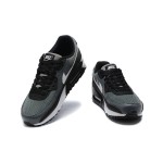 Nike Air Max 90 CZ9078-784 - マルチカラーデザインスニーカー Nike Air Max 90 CZ9078-784のマルチカラーデザインと鮮やかなアクセント