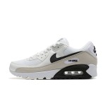 Nike Air Max 90 CW7483-100 - ホワイト&グレー スニーカー Nike Air Max 90 CW7483-100 - ホワイト&ライトグレー スニーカー ブラックスウッシュ付き