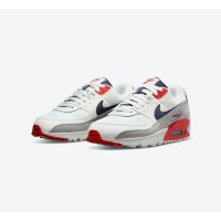Nike Air Max 90 DB0625-101 - 白地に赤とネイビーアクセントのスニーカー | クラシックデザインと快適な履き心地