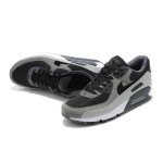 Nike Air Max 90 DC9388-003 - スタイリッシュなブラック&グレースニーカー Nike Air Max 90 DC9388-003 - Air Maxクッション搭載のブラック&グレースニーカー