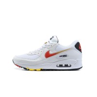 Nike Air Max 90 DJ5530-100 - 赤いスウッシュとゴールドアクセントが特徴のホワイトスニーカー | スタイリッシュな快適さと象徴的なデザイン