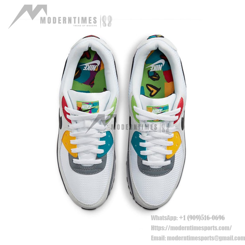Nike Air Max 90 DM8151-100 - 大胆なグレーデザイン Nike Air Max 90 DM8151-100 - グレーのスニーカー、ブラック、レッド&イエローのアクセント付き