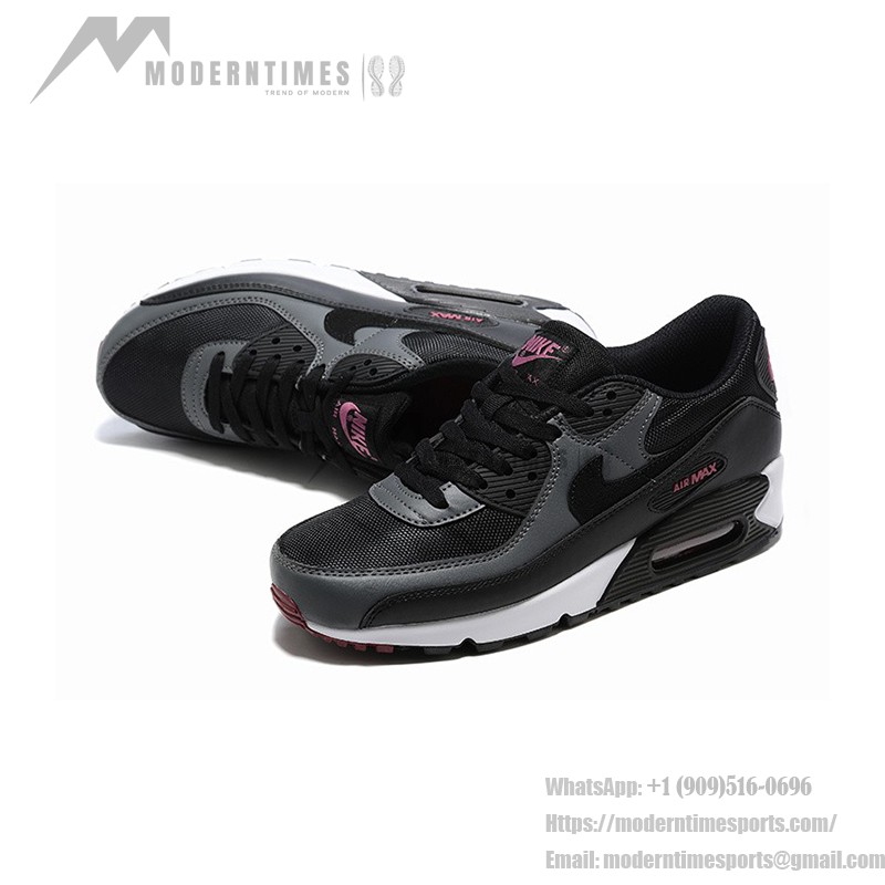 Nike Air Max 90 DQ4071-001 - スタイリッシュなブラック&グレースニーカー Nike Air Max 90 DQ4071-001 - ブラック&グレーのスニーカー、ピンクアクセント付き
