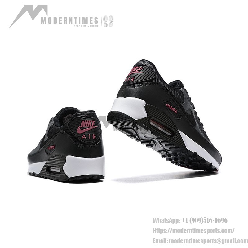 Nike Air Max 90 DQ4071-001 - スタイリッシュなブラック&グレースニーカー Nike Air Max 90 DQ4071-001 - ブラック&グレーのスニーカー、ピンクアクセント付き