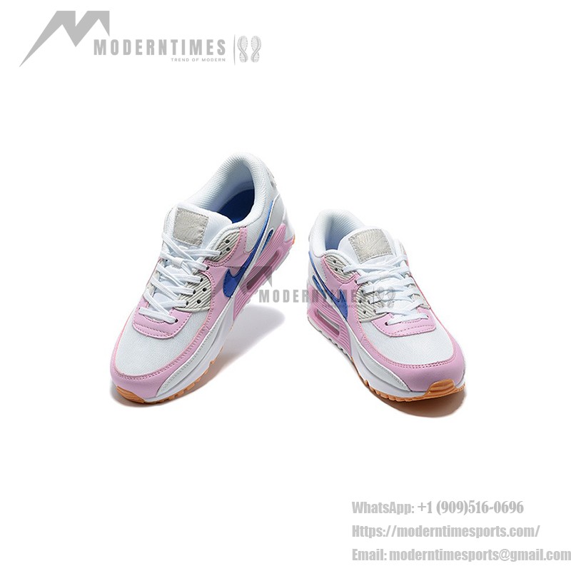 Nike Air Max 90 DX3316-100 - スタイリッシュなホワイトスニーカー、ピンク&ブルーアクセント付き Nike Air Max 90 DX3316-100 - ホワイトスニーカー、ピンクのオーバーレイとブルーのスウッシュ付き