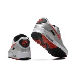 Nike Air Max 90 DX4233-001 - 未来的なシルバー&ホワイトスニーカー Nike Air Max 90 DX4233-001 - シルバーとホワイトのスニーカー(レッドスウッシュ付き)